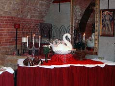 Geburtstagsfeier im Kreuzgew�lbe